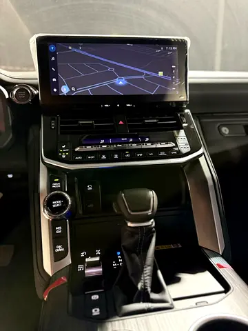 2026 Toyota LAND CRUISER — миниатюра 17