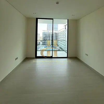 Corner unit pool view studio - Available from 20 Oct