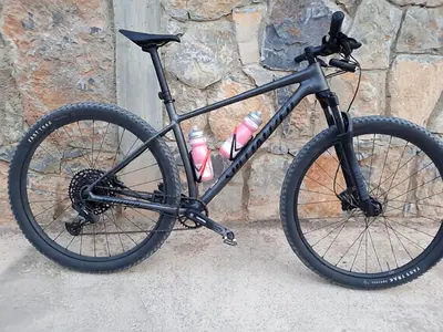 Specialized Chisel Hardtail Mountain Bike - Large Frame, 29" Wheels