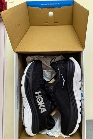 Original Hoka Men’s Black Running Shoes - Size 43, new in original packaging & Bill from Hoka shop