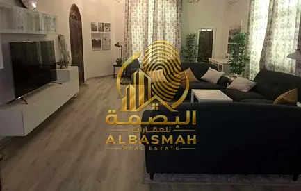 فيلا دور واحد للبيع في الغبيبة بالشارقة على أرض 10,000 قدم ودخل إيجاري قائم