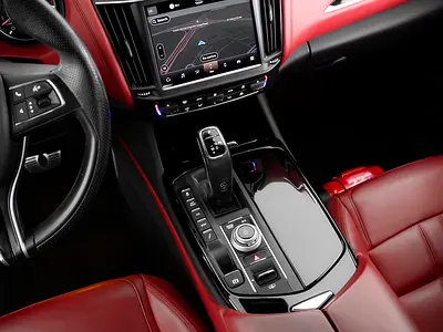 صورة 9 لـ 2022 Maserati LEVANTE