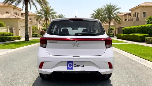 2024 Hyundai GRAND I10 — фото 4