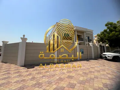 للبيع فيلا زواية في النخيلات