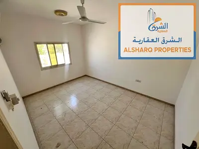 اجمل الشقق واقل الاسعار غرفه وصاله في الروضه 3 قريب شارع الشيخ عمار مساحه كبيره موقع مميز تكييف اسبليت 1 حمام