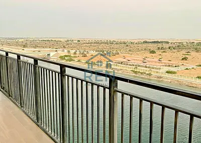 Full Canal View |Cozy and Bright | Prime Area