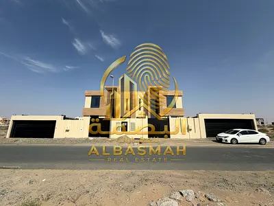 للبيع فلتان بسعر فيلا واحدة في الرقيبة – الشارقة  فرصة استثمارية وسكنية مميزة لامتلاك فلتين على أرض واسعة بموقع استراتيجي قريب من أهم الطرق والخدمات.