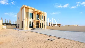 Brand New | MODERN VILLA | PRIVATE GARDEN