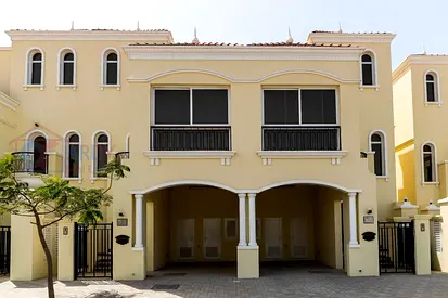 Spacious Immediately Available Bayti 3bed plus maid townhouse Ras Al Khaimah