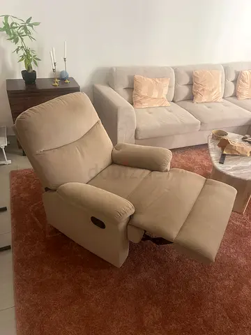 Comfortable Beige Recliner Armchair — Good Condition - Danube home