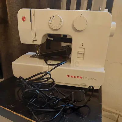 Singer Promise 1409Home Sewing Machine - New