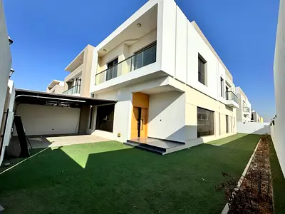 Ultra Luxury 5BR Villa | 3 Kitchens | Majlis | Maid Room | Hoshi