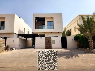 فيلا جديدة تماماً مكونة من 5 غرف نوم للبيع | تشطيبات فاخرة