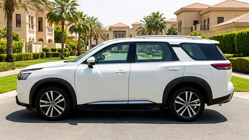 2024 Nissan PATHFINDER photo 3