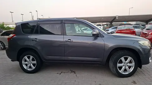 2010 Toyota RAV 4 照片 3