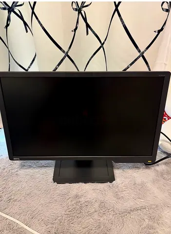 BenQ Zowie Gaming Monitor 24 inch XL2411P FHD 1080p 1920 x 1080 144Hz Refresh rate 1ms Response Time