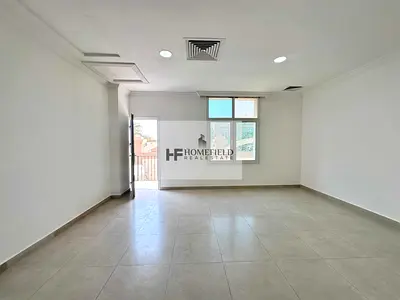 Amazing |Big studio|Backyard|Sep-Kitchen and bathroom