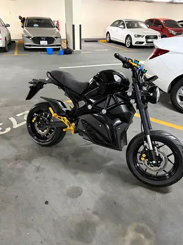 Electric moto scooter