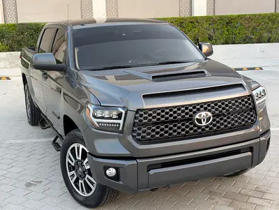 2019 Toyota Tundra Crewmax SR5 GCC Specs V8 5.7L Interior and Exterior well-maintained