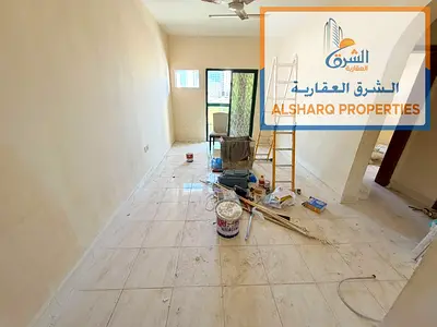 مقابل سوق السمك بالراشديه 1  للموظفين  بدون مصعد  و بدون تكيف التكيف علي المستأجر  شقه غرفه وصاله   شباب او اسطف او عمال  مع بلكونه ممتازه