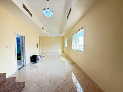 3 BEDROOM VILLA WITH MAID ROOM SHARE SWMIMMING POOL READY TO MOVE