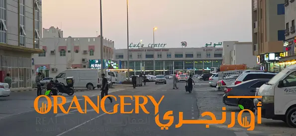 أرض سكنية تجارية للبيع في - أم القيوين | موقع مميز قرب المدارس