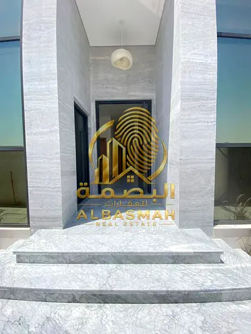 للبيع فيلا في الحوشي الشارقه