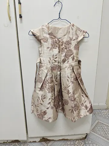 Girls floral party dress - cream and mauve, size approx 4-6 years