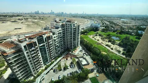 Ready to Move in | Partial Golf Course View | Corner unit