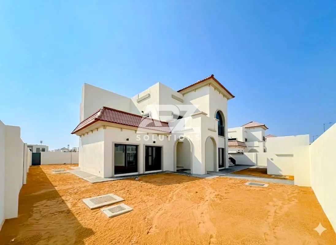 5BR Corner Villa | Park View|Spacious Family Home