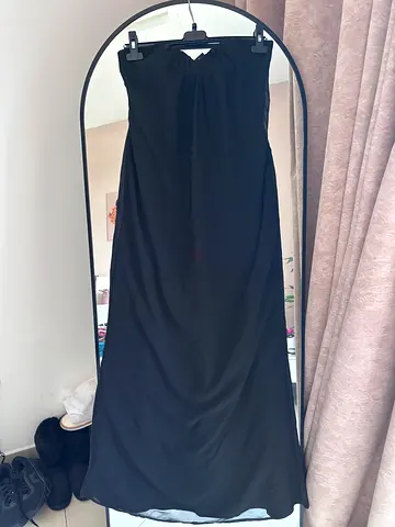Simple Black strapless maxi Dress, Good Condition. Replica of the Hailey Bieber dress but in black.