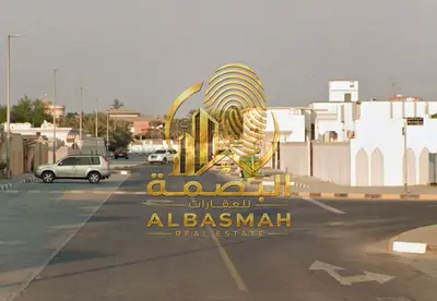 للبيع ارض سكنيه في الدراري الشارقه