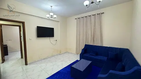 شقة غرفة وصالة مفروشة بفرش راقي للإيجار الشهري بحمامين بموقع استراتيجي وحيوي شاملة الإنترنت وجميع الفواتير وجاهزة للسكن الفوري المريح