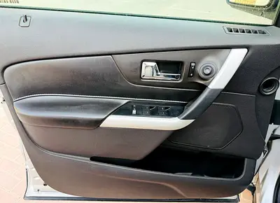 صورة مصغرة 11 لـ 2011 FORD EDGE