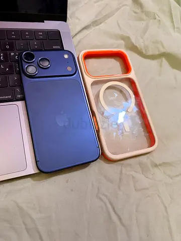 iPhone 17 pro max 256 GB with Apple warranty