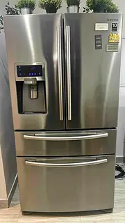 Samsung French Door Refrigerator with Water & Ice Dispenser - Stainless Steel