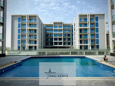 !! BRAND NEW BUILDING !! WITH ALL AMENITIES !! READY TO MOVE