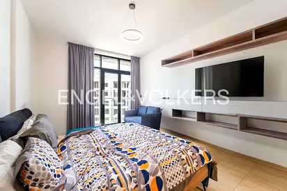 Urgent Sale l Exclusive | Furnished | Vacant