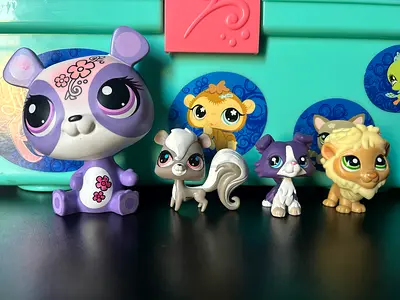 Littlest pet shop lps