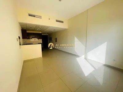 استوديو مطل على الفناء | غير مفروش | إمكانية استخدام المسبح