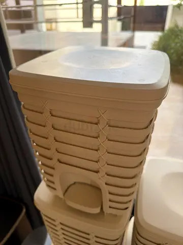 Trash can