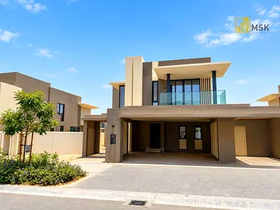 Massive Plot Villa | Private Garden | Cluster 05