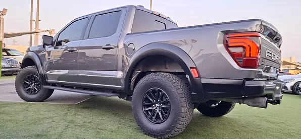 صورة 4 لـ 2025 FORD F-150