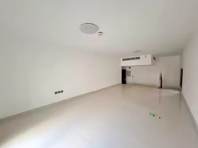 BRAND NEW BUILDING HUGE STUDIO SEPARATE KITCHEN ONLY 23500