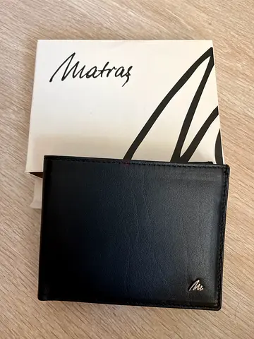 Black Leather Bi-fold Wallet with Box