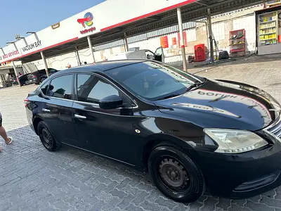 2013 Nissan SENTRA photo 3