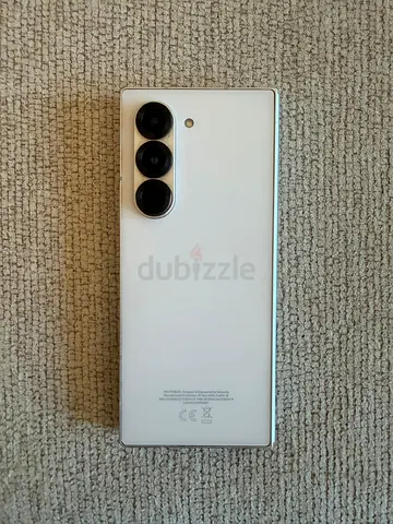 Samsung Fold 6 (white) - Good condition.