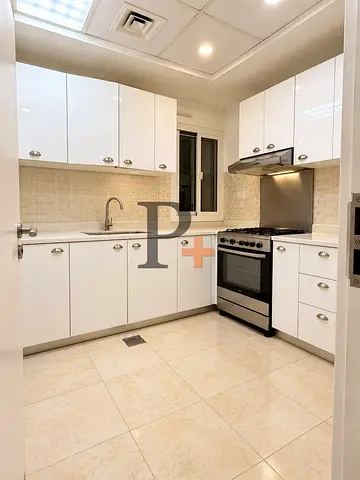 Closed kitchen | Vacant 1BR | Well-Maintained