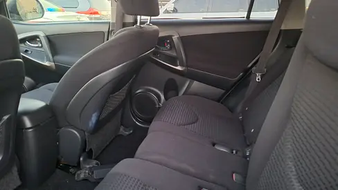 2010 Toyota RAV 4 — миниатюра 19
