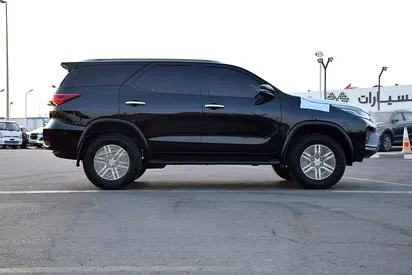 2026 Toyota FORTUNER — миниатюра 3
